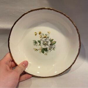 Single Replacement Canonsburg Plate - 7 3/8" Royal Wilton Magnolia 22k Gold Rim
